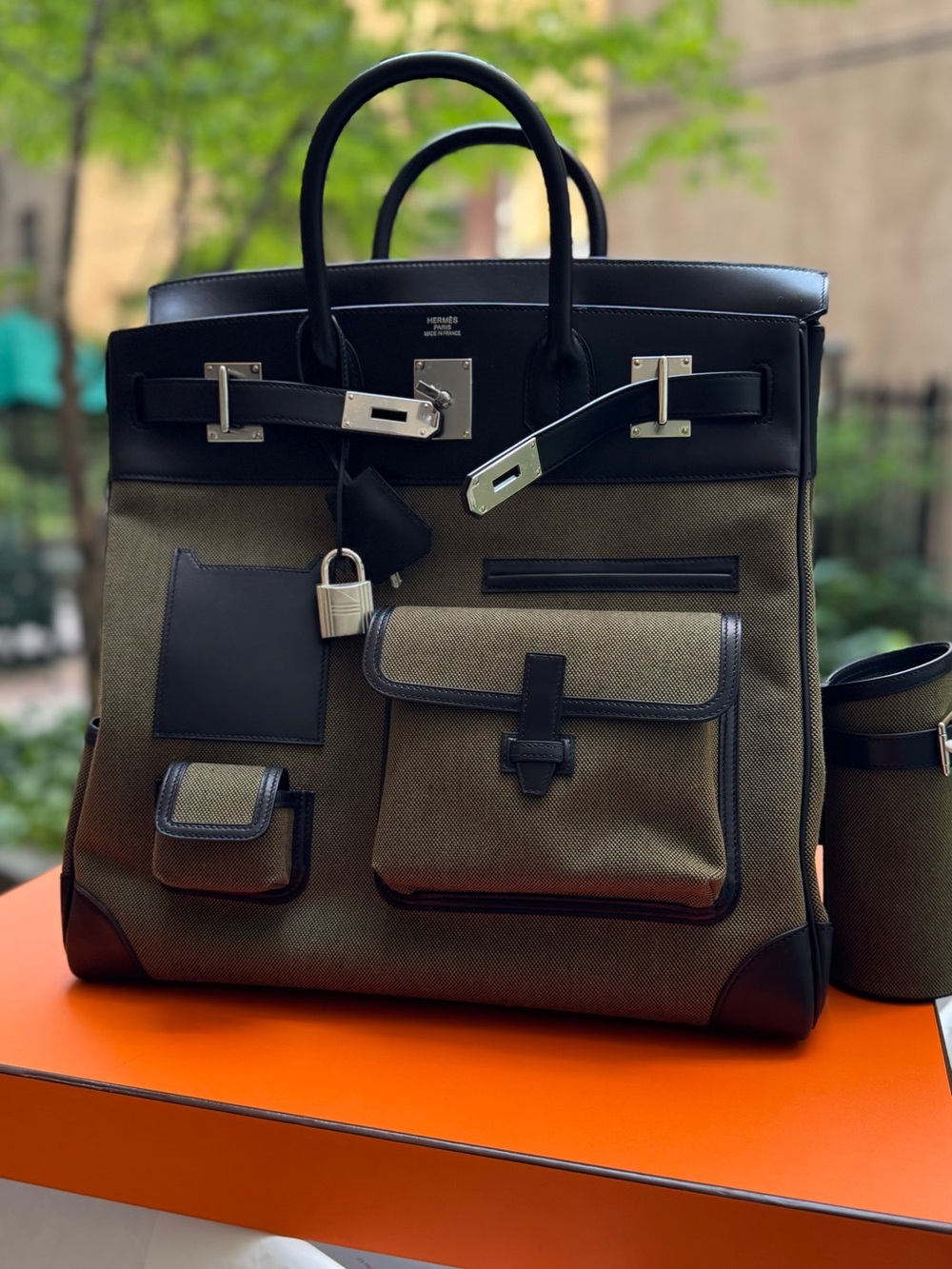 2026 Hermes HAC 40 Cargo in Vert Militaire on Palladium Hardware